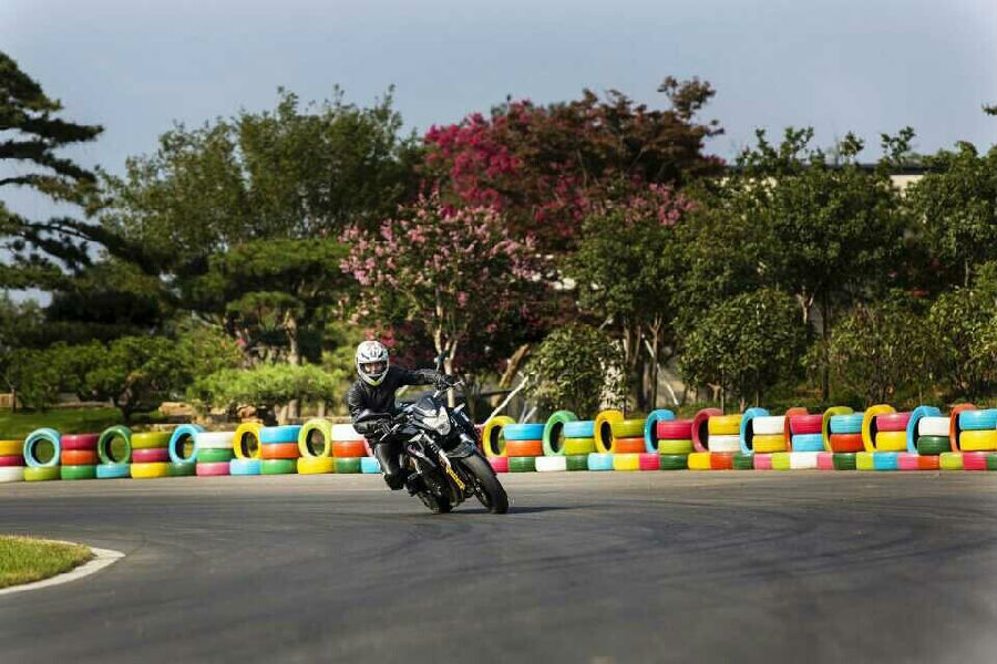 點擊瀏覽下一頁