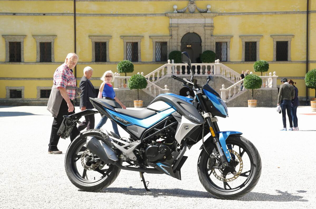 點擊瀏覽下一頁