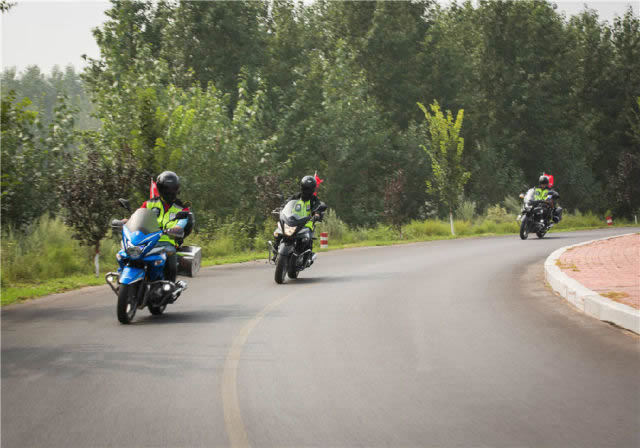 點(diǎn)擊瀏覽下一頁