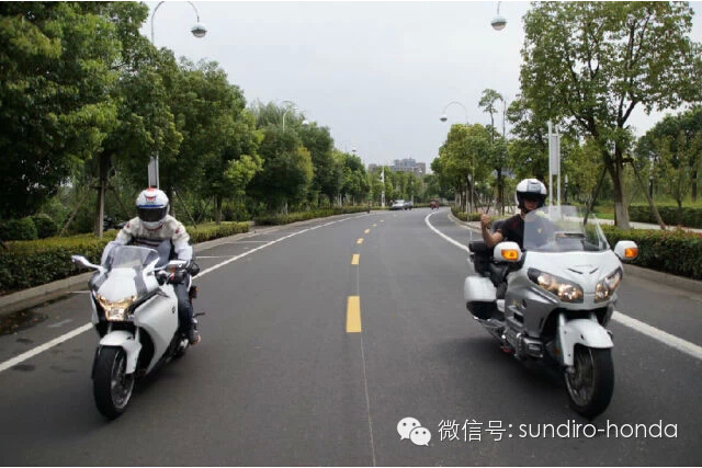 點擊瀏覽下一頁