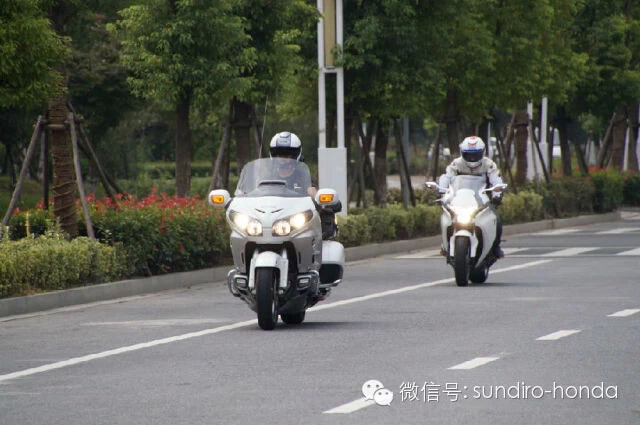 點擊瀏覽下一頁