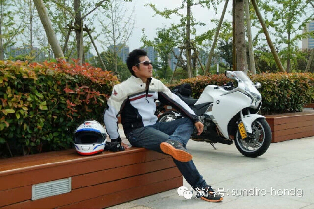 點擊瀏覽下一頁