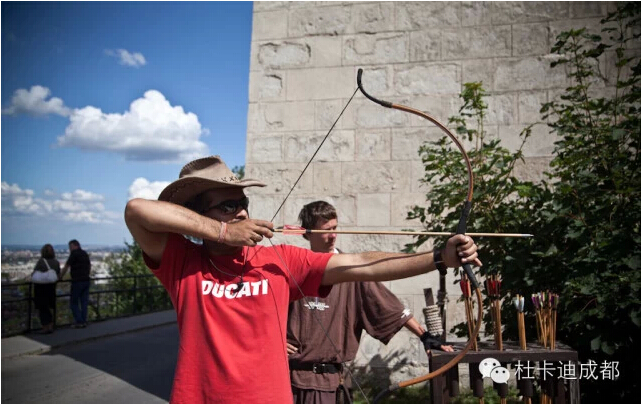 點擊瀏覽下一頁