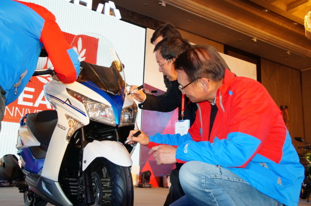 點擊瀏覽下一頁