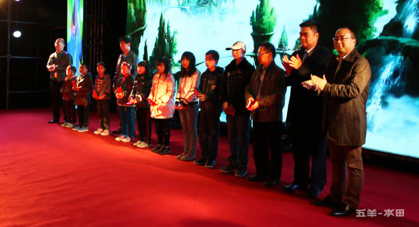 點(diǎn)擊瀏覽下一頁