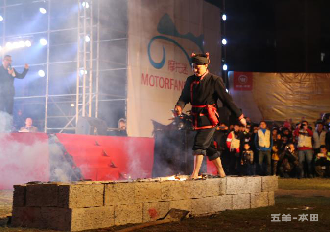 點(diǎn)擊瀏覽下一頁