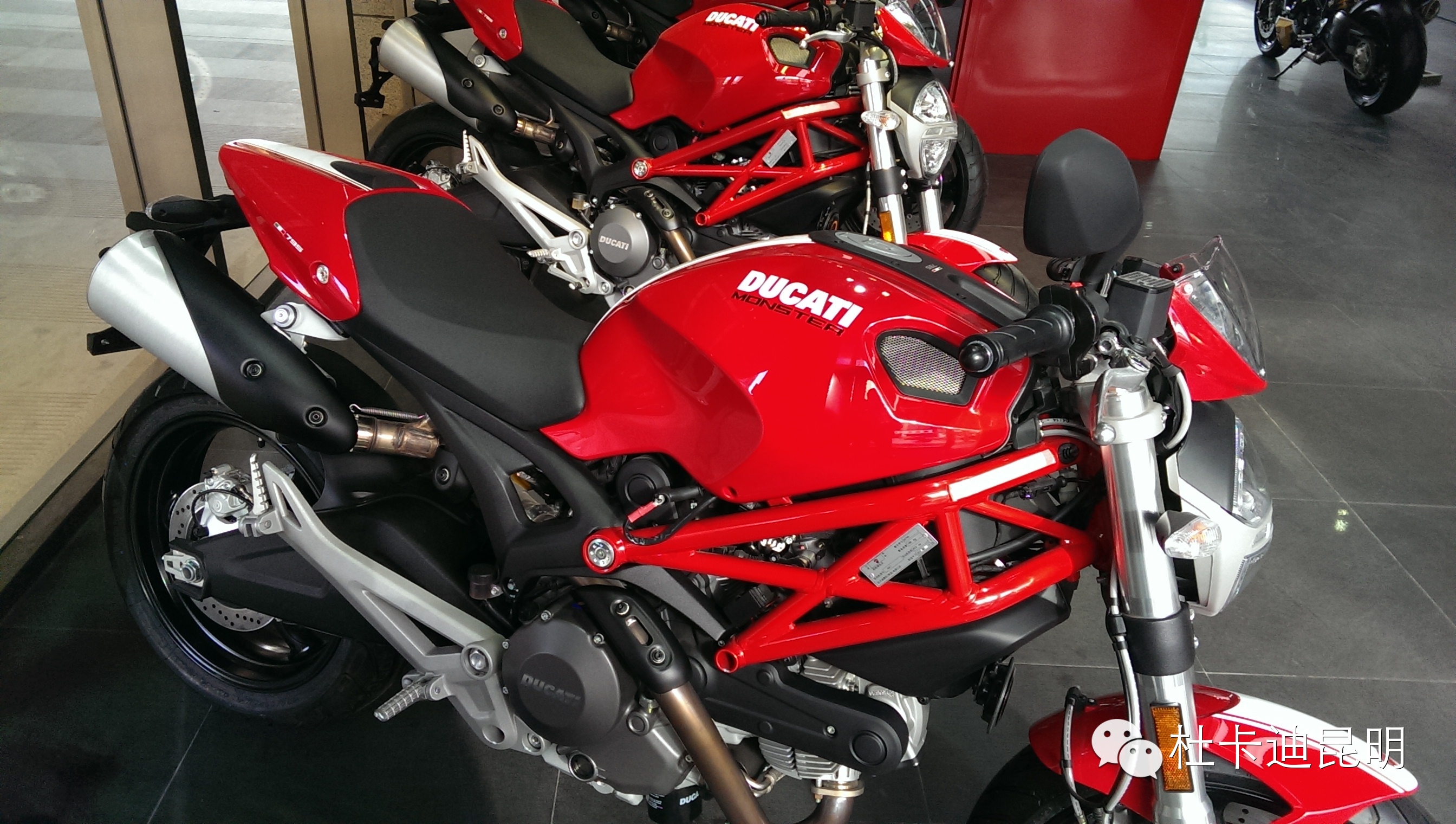 點擊瀏覽下一頁