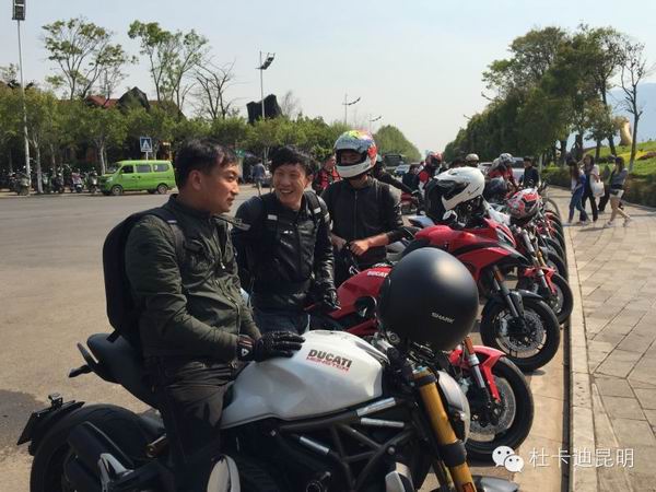 點(diǎn)擊瀏覽下一頁