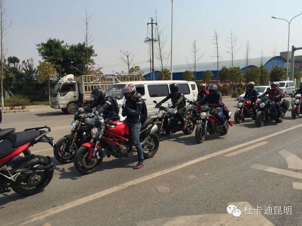 點(diǎn)擊瀏覽下一頁