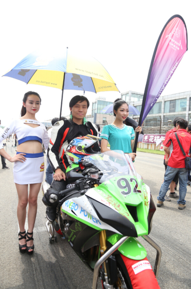 曼島TT車手轉(zhuǎn)戰(zhàn)國內(nèi) 安納普爾那車隊(duì)告捷 曼島TT車手轉(zhuǎn)戰(zhàn)國內(nèi) 安納普爾那車隊(duì)告捷