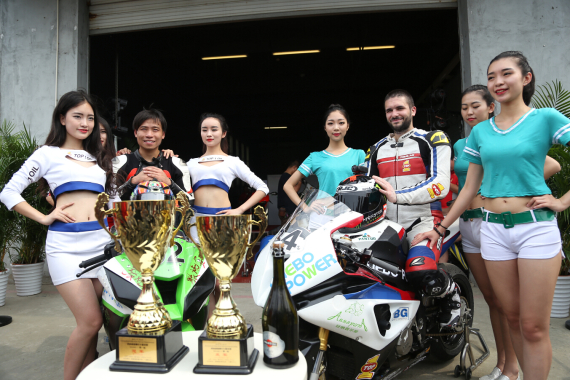 曼島TT車手轉(zhuǎn)戰(zhàn)國內(nèi) 安納普爾那車隊(duì)告捷 曼島TT車手轉(zhuǎn)戰(zhàn)國內(nèi) 安納普爾那車隊(duì)告捷