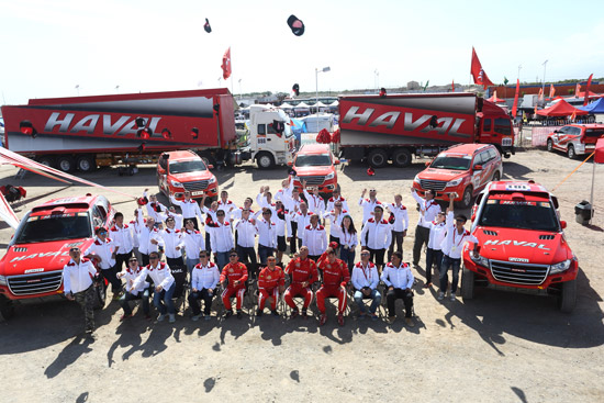 哈弗車隊(duì)大合影