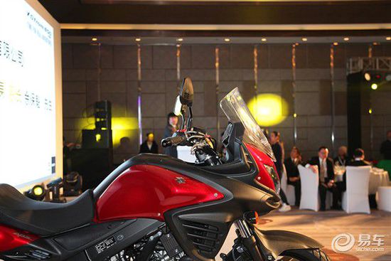 鈴木V-Strom 650摩托車上市 售11.58萬元