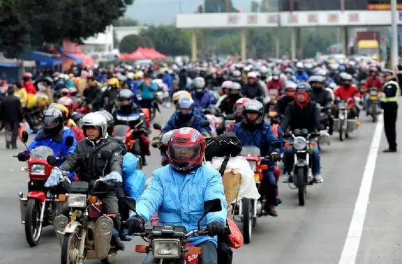 貴陽滿街都是的摩托車，到底該如何處理？