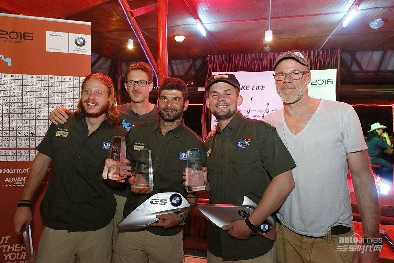 寶馬摩托車負(fù)責(zé)人與冠軍南非車隊(duì)