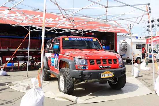 2016環(huán)塔拉力賽最不可思議的車隊(duì)竟是......