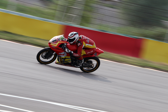 中國摩托車場地錦標(biāo)賽 宗申賽科龍隊排位賽第1