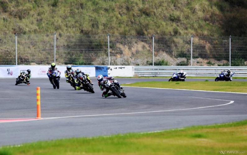 2018年中國公路摩托巔峰對決即將上演712