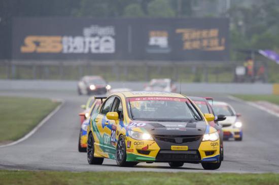 車隊目前表現(xiàn)出穩(wěn)中求勝的態(tài)度，不說不想，&ldquo;干&rdquo;就對了！