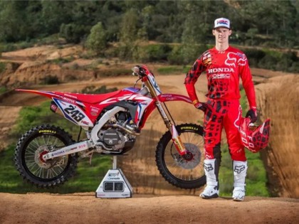 2019年，本田車(chē)隊(duì)以冠軍服人