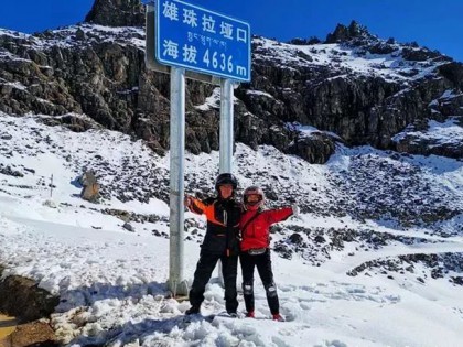 摩旅是年輕人的事？69歲老人帶著老伴摩旅