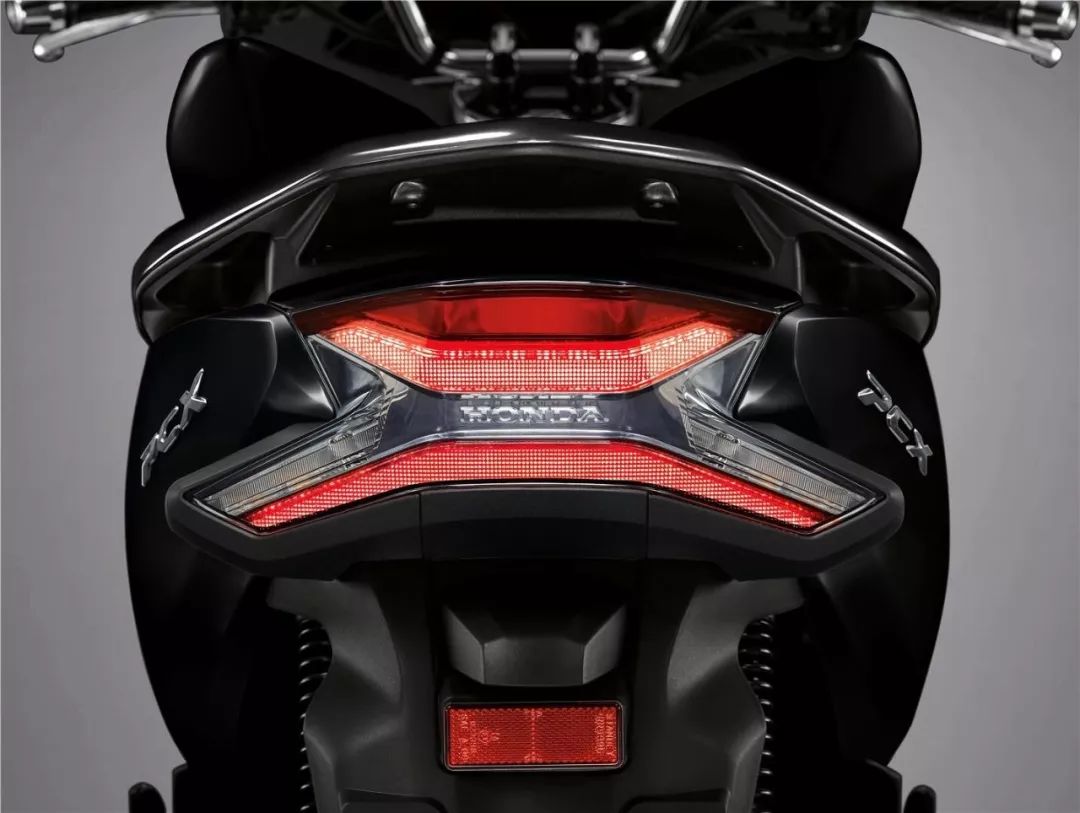 點(diǎn)擊進(jìn)入看圖評(píng)論