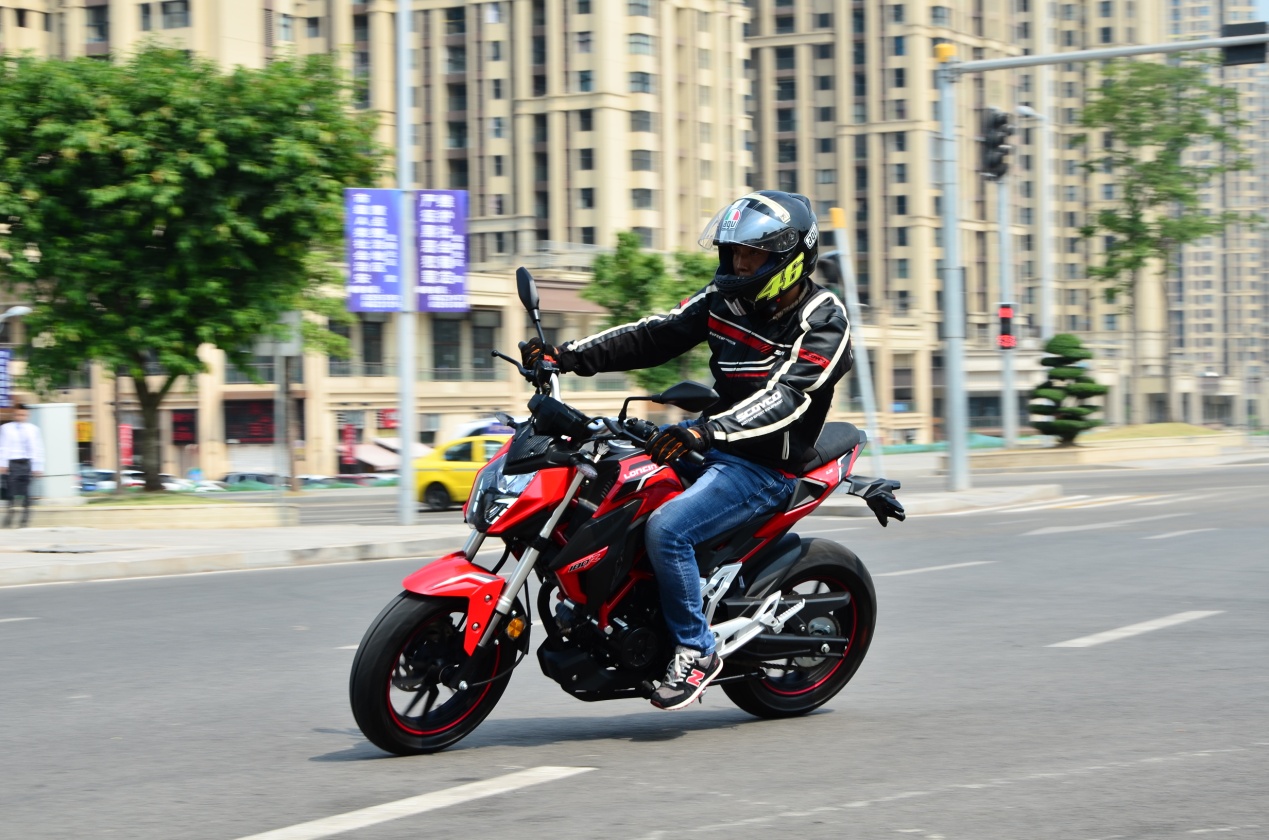 點擊進入看圖評論