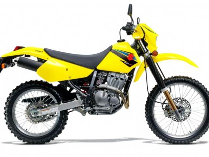 簡訊兩則：直線加速賽車、或電噴化的 Suzuki DR-Z