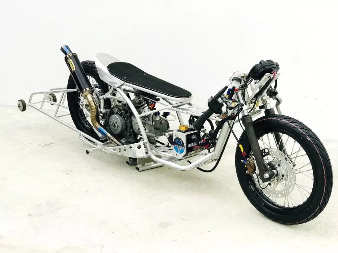 點擊進(jìn)入看圖評論