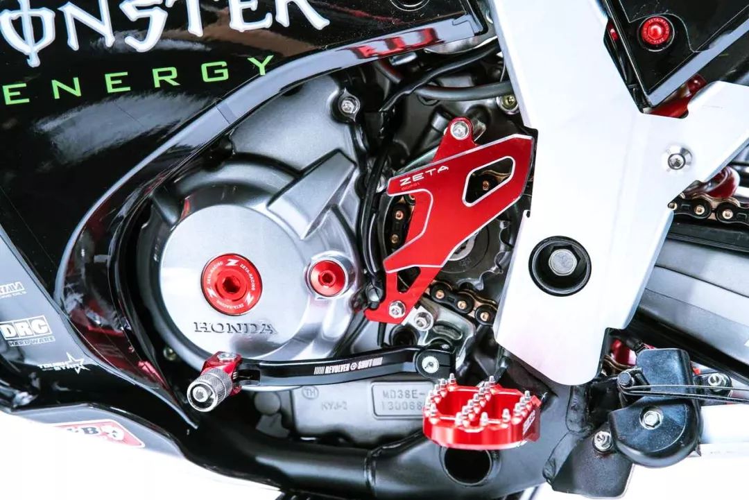 點(diǎn)擊進(jìn)入看圖評(píng)論