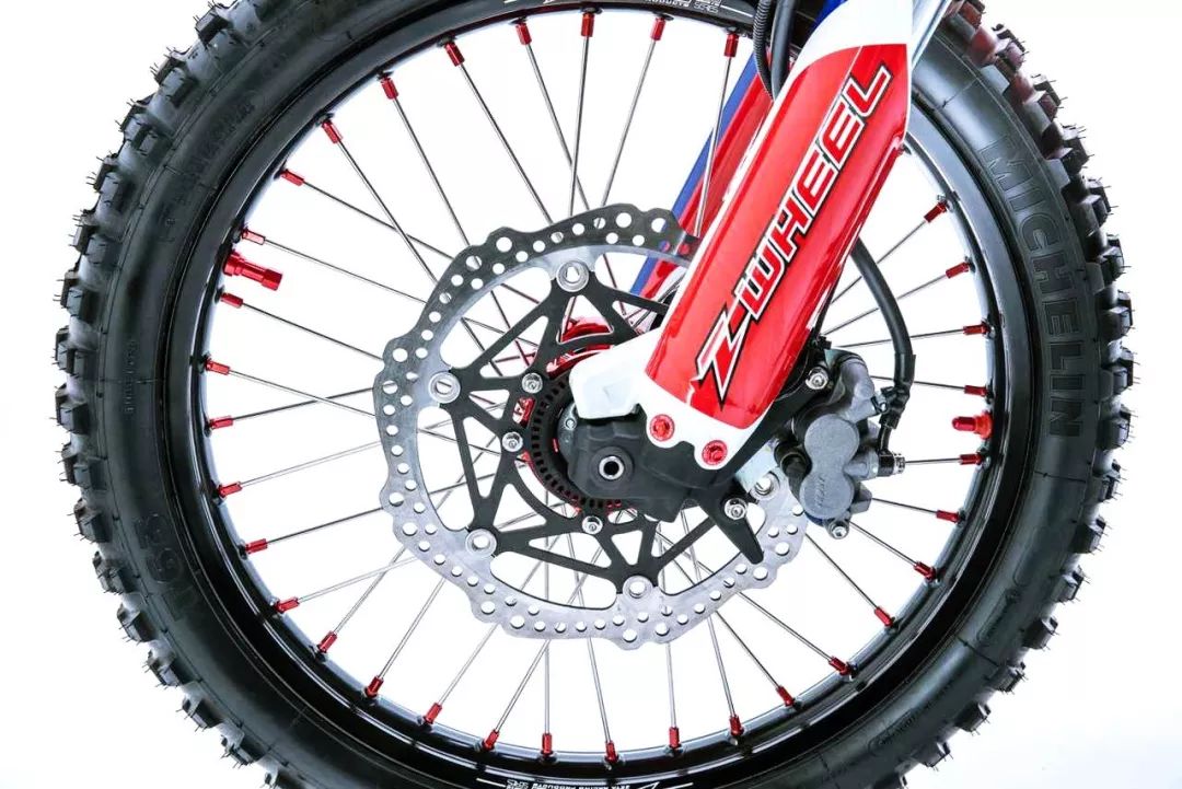 點(diǎn)擊進(jìn)入看圖評(píng)論