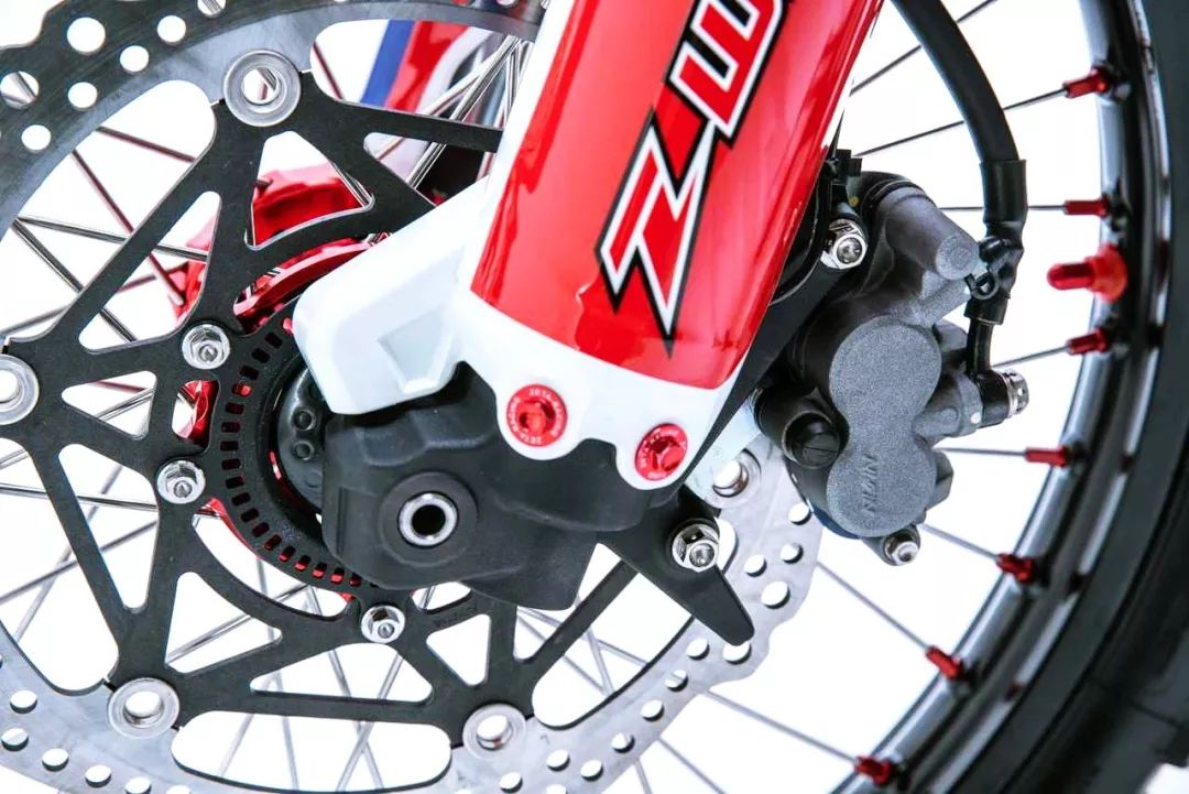 點(diǎn)擊進(jìn)入看圖評(píng)論