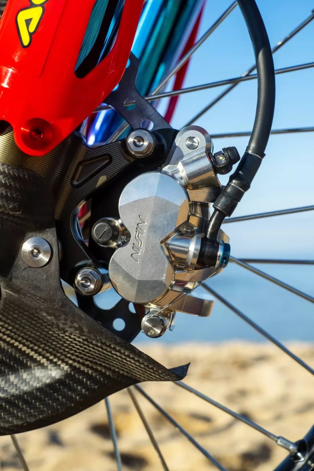 點(diǎn)擊進(jìn)入看圖評(píng)論