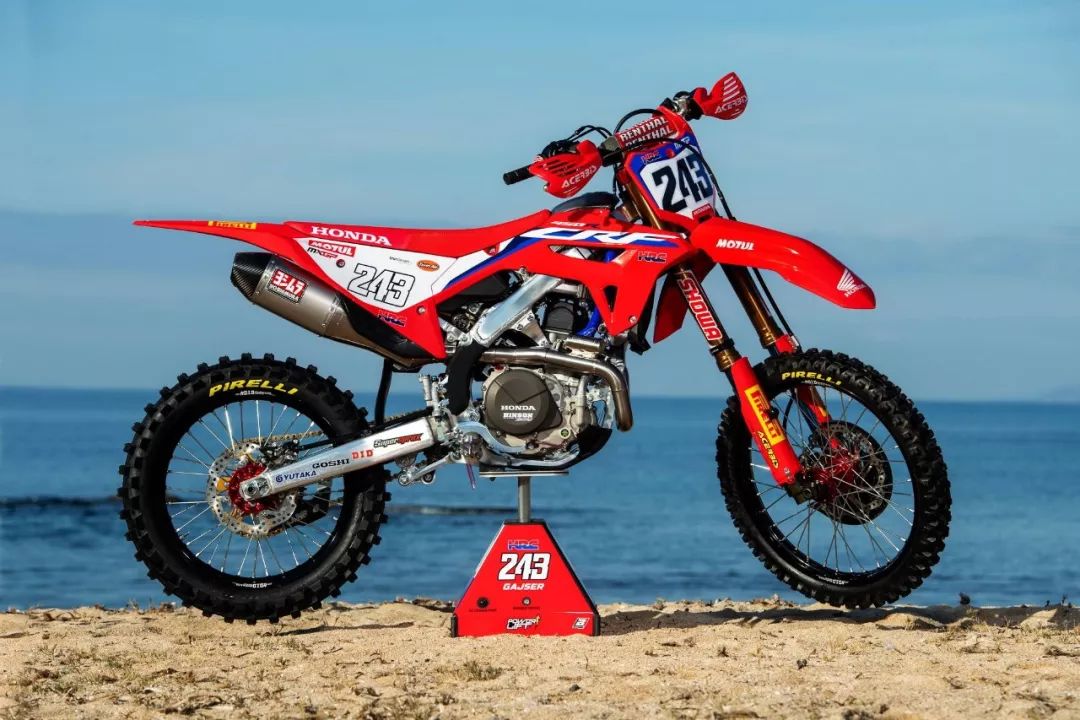 點(diǎn)擊進(jìn)入看圖評(píng)論