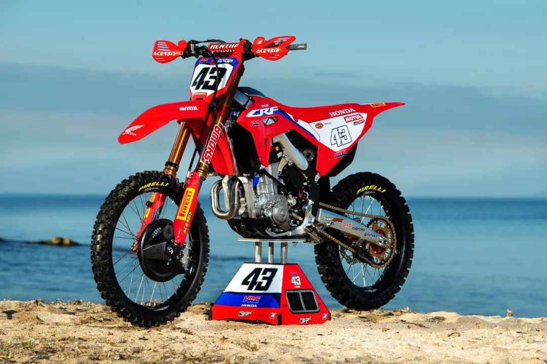 點(diǎn)擊進(jìn)入看圖評(píng)論