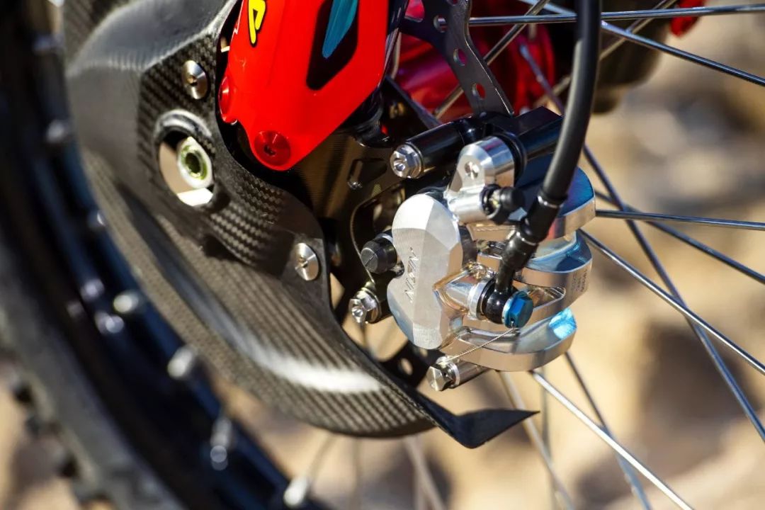 點(diǎn)擊進(jìn)入看圖評(píng)論