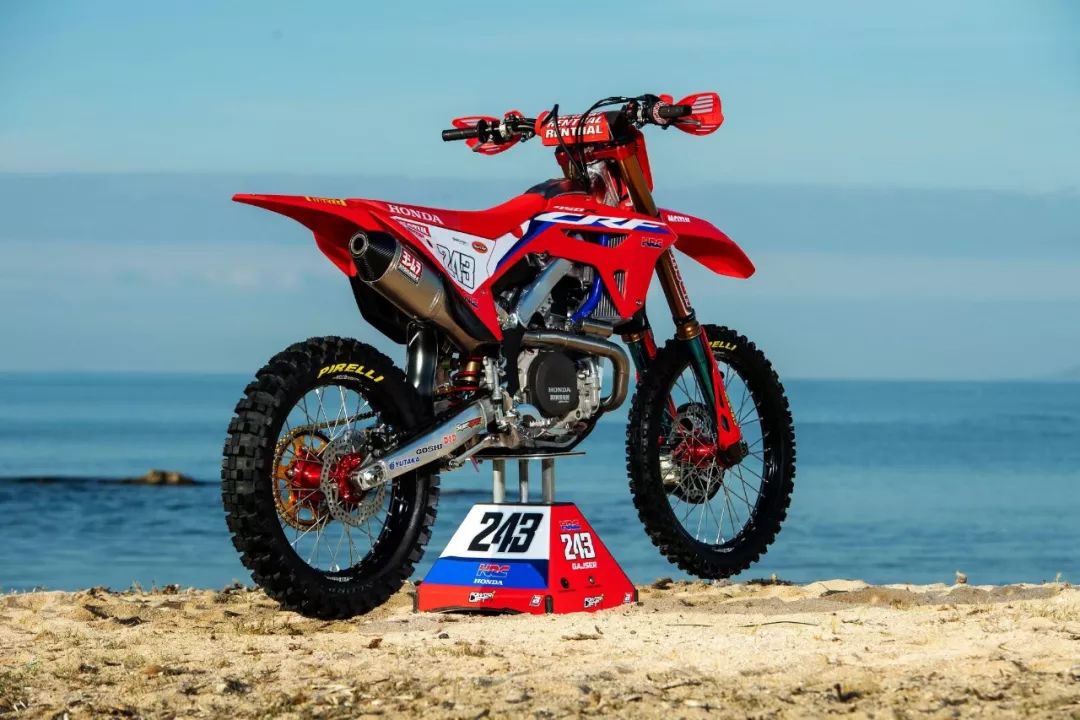 點(diǎn)擊進(jìn)入看圖評(píng)論