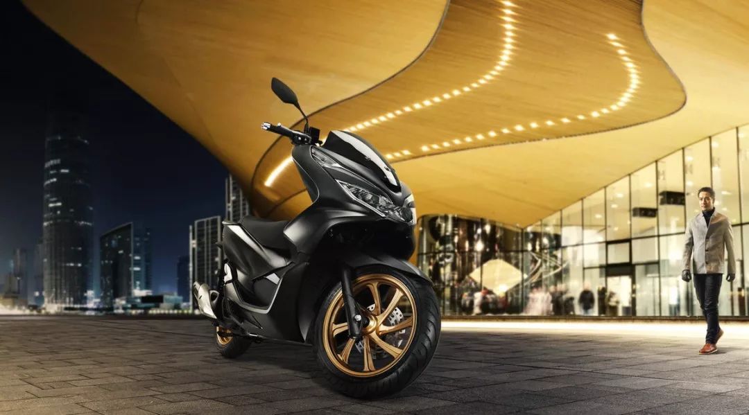 點(diǎn)擊進(jìn)入看圖評(píng)論