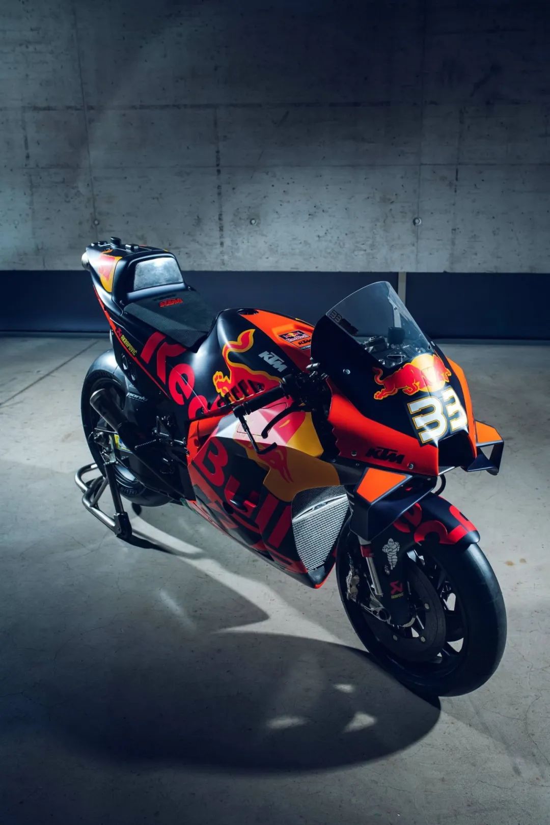 點(diǎn)擊進(jìn)入看圖評(píng)論