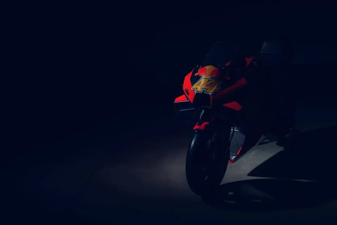 點(diǎn)擊進(jìn)入看圖評(píng)論