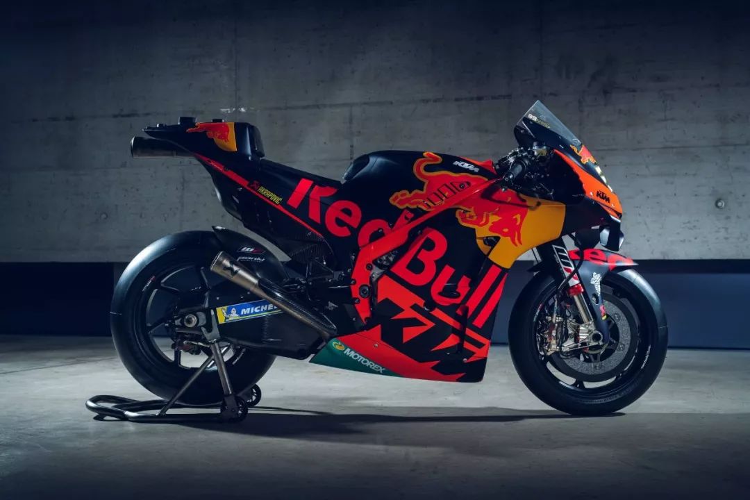 點(diǎn)擊進(jìn)入看圖評(píng)論