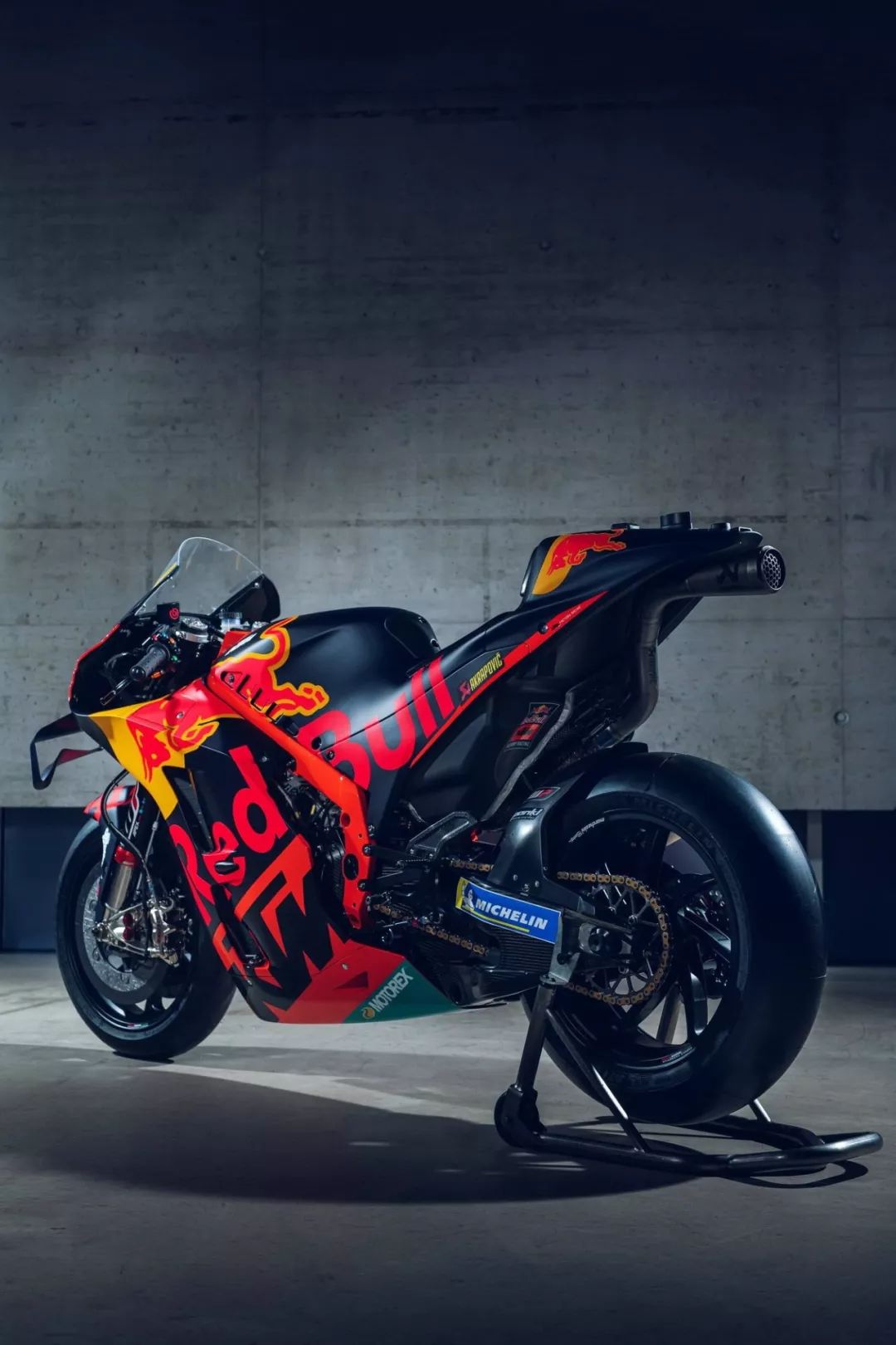 點(diǎn)擊進(jìn)入看圖評(píng)論