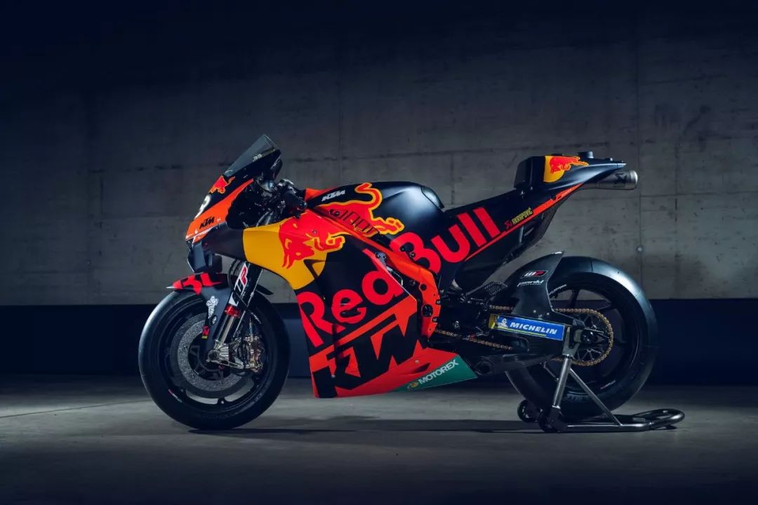 點(diǎn)擊進(jìn)入看圖評(píng)論