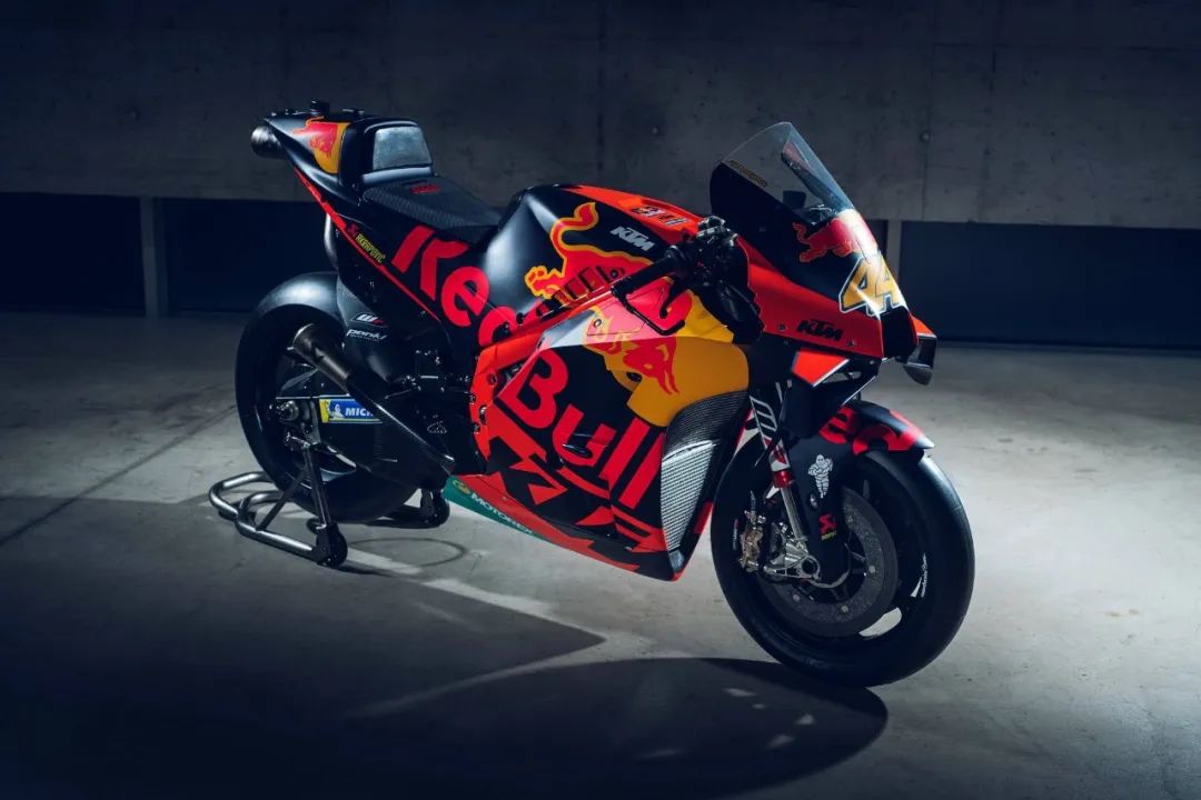 點(diǎn)擊進(jìn)入看圖評(píng)論