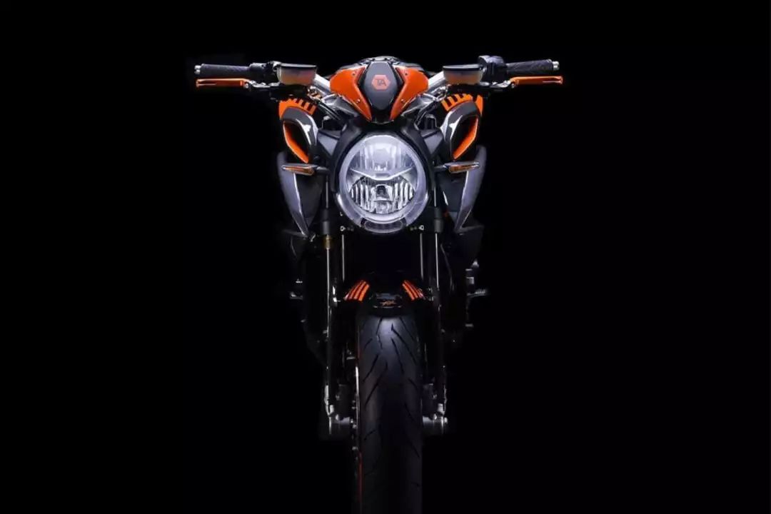 點擊進入看圖評論