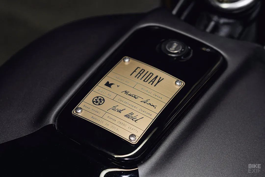 點(diǎn)擊進(jìn)入看圖評論