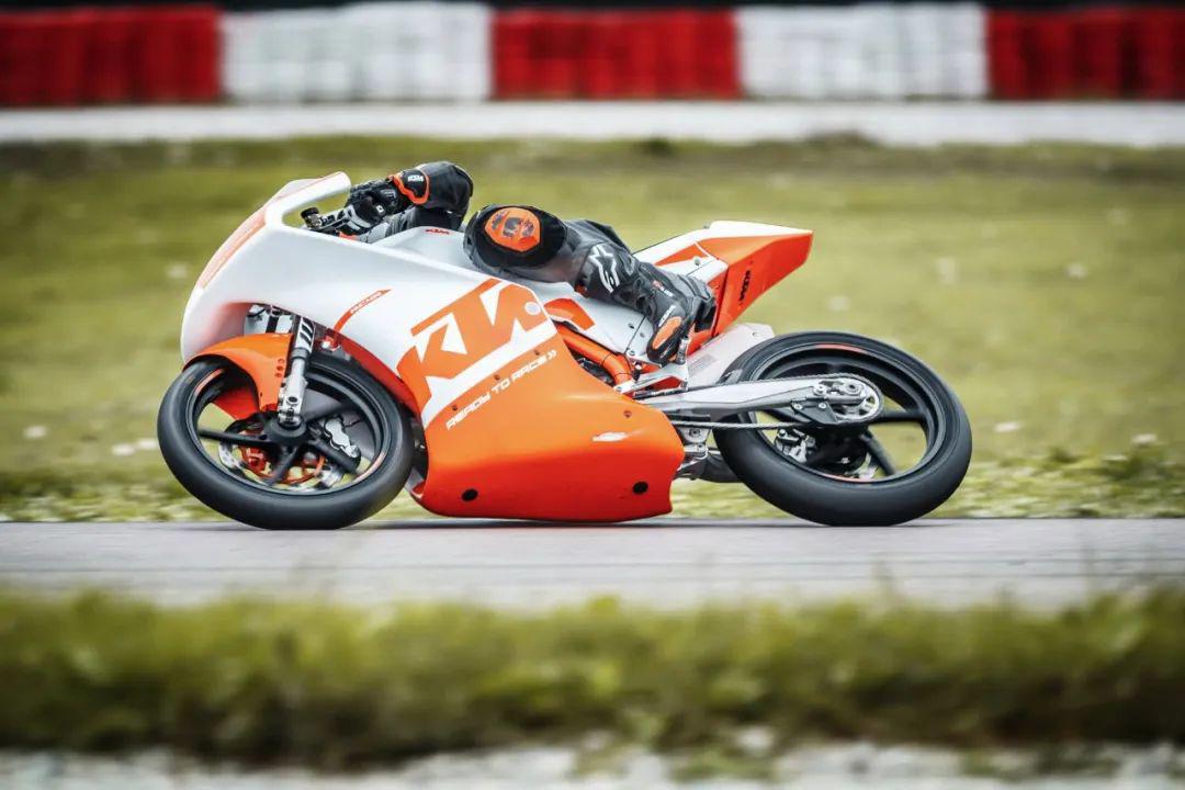 點(diǎn)擊進(jìn)入看圖評論