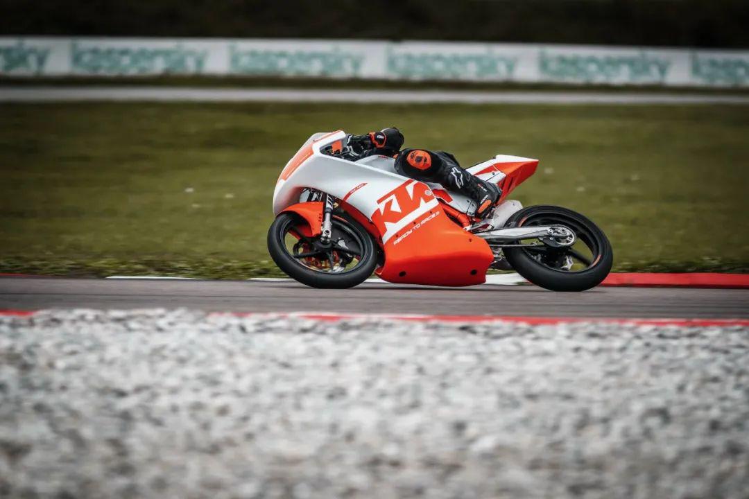 點(diǎn)擊進(jìn)入看圖評論