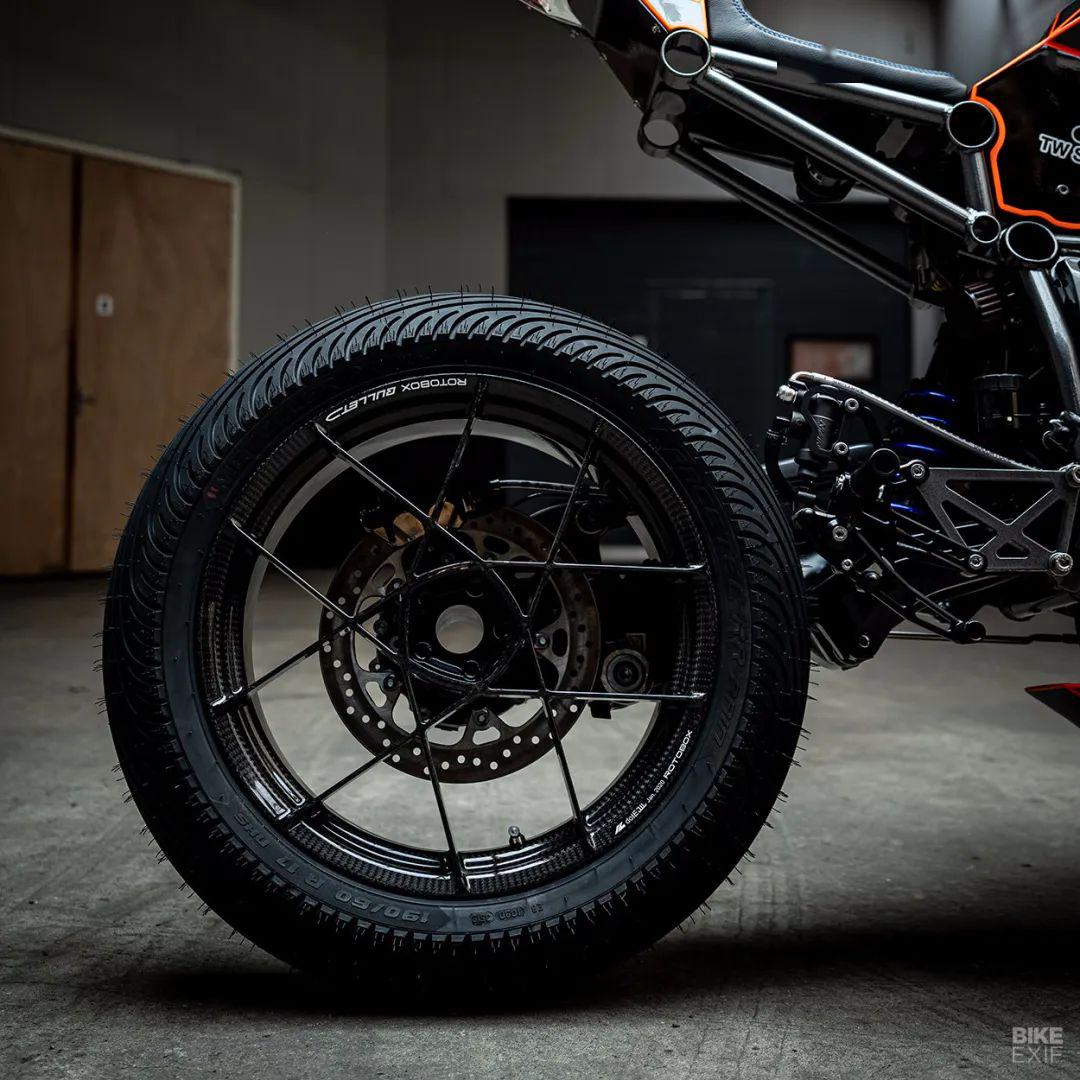 點擊進入看圖評論