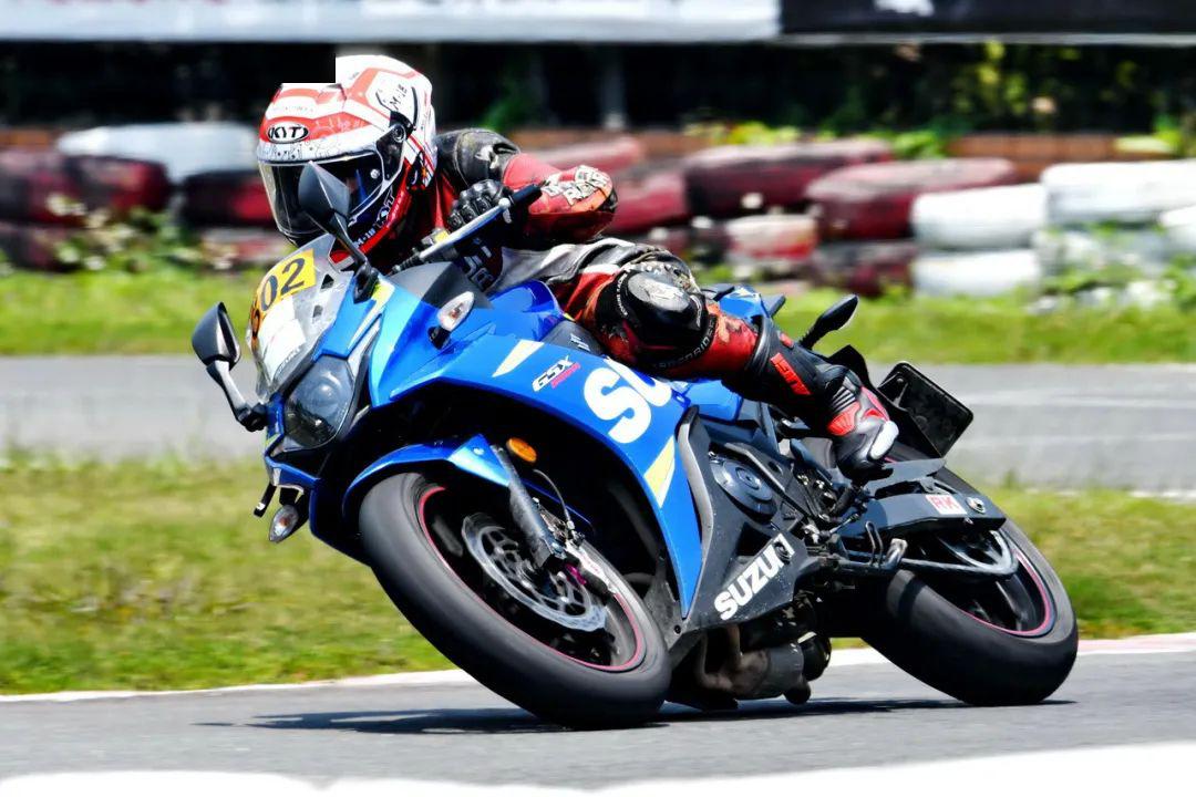 點擊進(jìn)入看圖評論